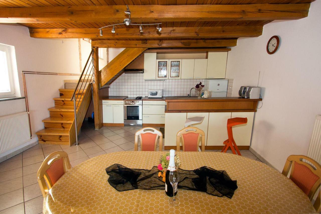 Janko Apartment *